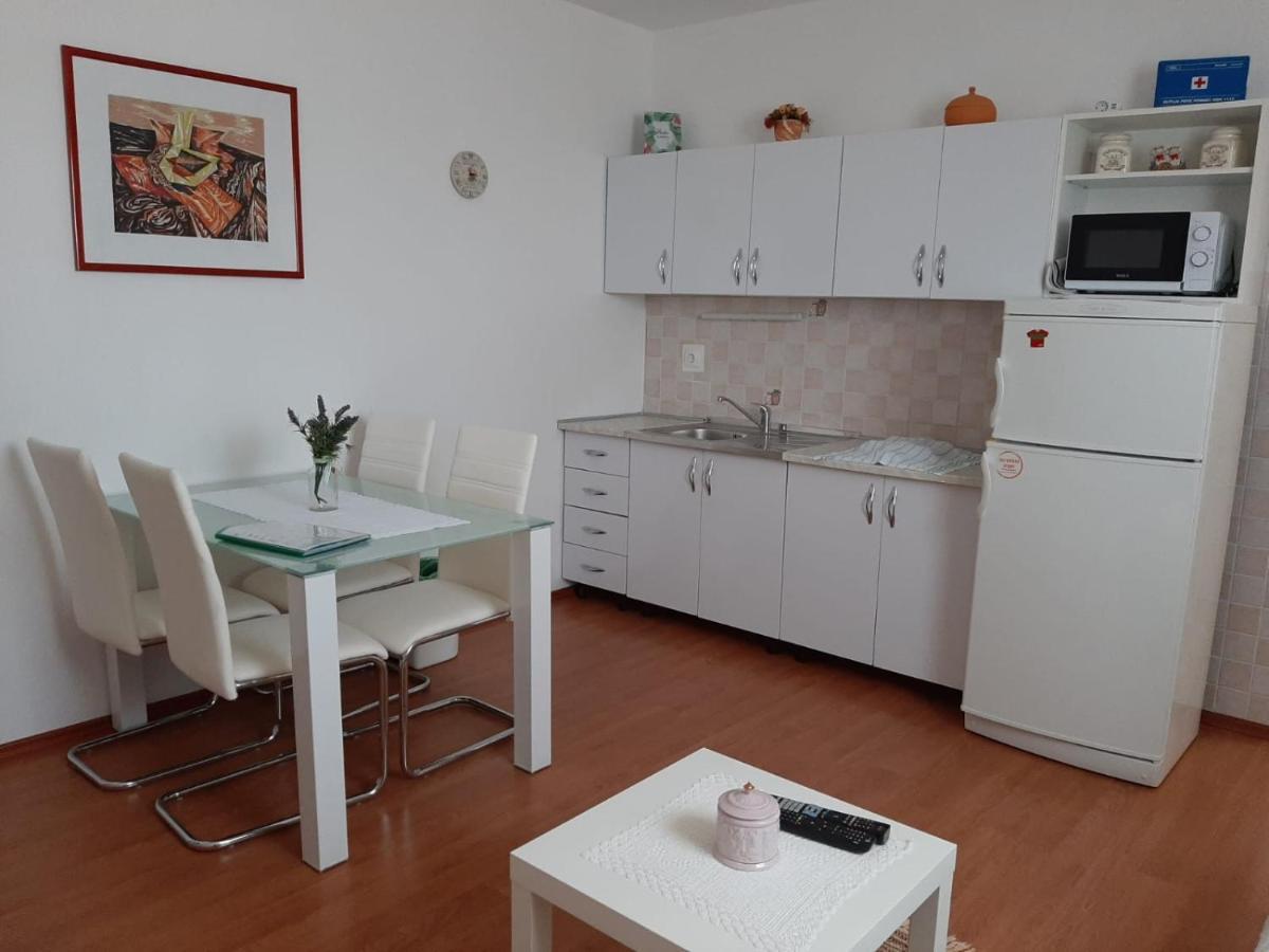 Apartments With A Parking Space Cizici, Krk - 15415 マリンスカ エクステリア 写真